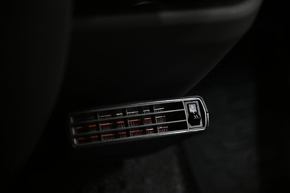 Volkswagen Caravelle 15 of 30