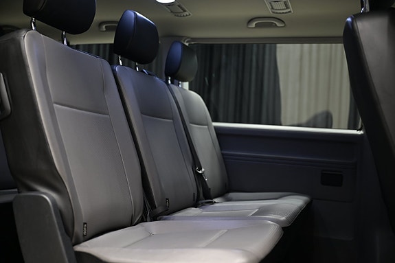 Volkswagen Caravelle 20 of 30