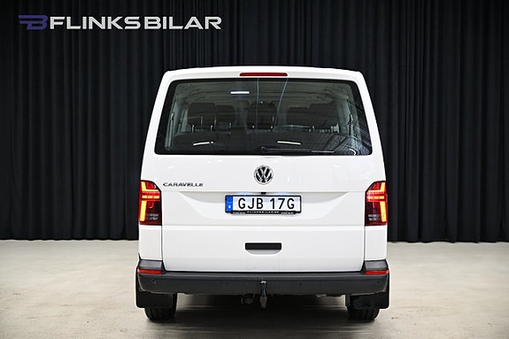 Volkswagen Caravelle 8 of 30