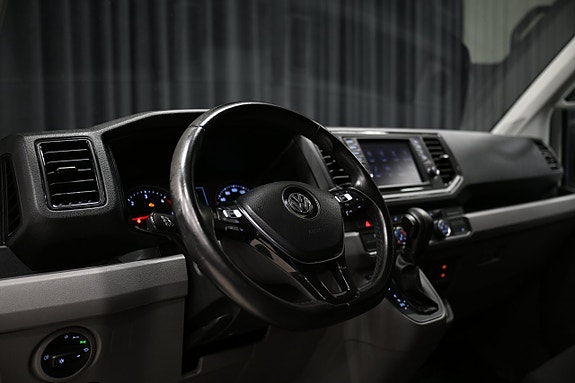 Volkswagen Crafter 11 of 27