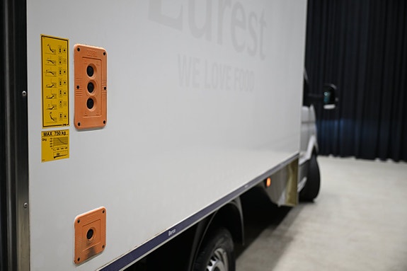 Volkswagen Crafter 6 of 27