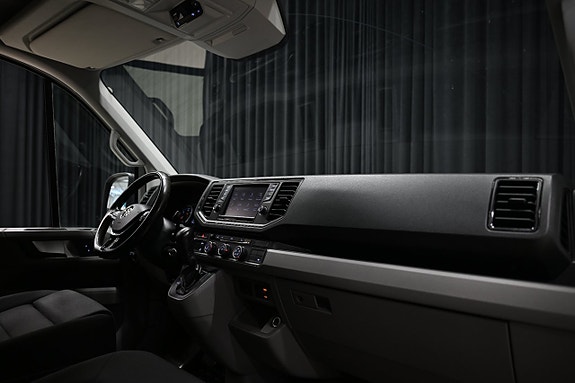 Volkswagen Crafter 25 of 27