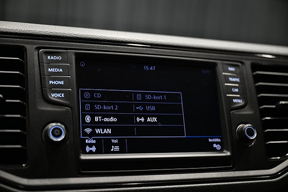 Volkswagen Crafter 21 of 27