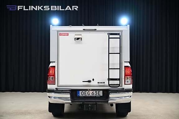 Toyota HiLux 8 of 26