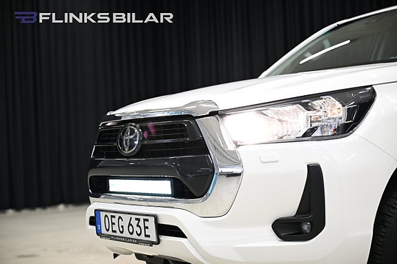 Toyota HiLux 13 of 26
