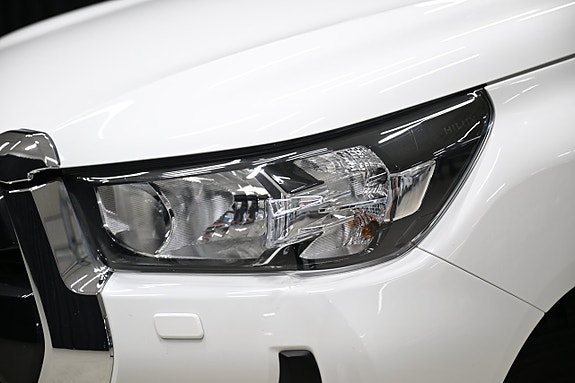 Toyota HiLux 5 of 5