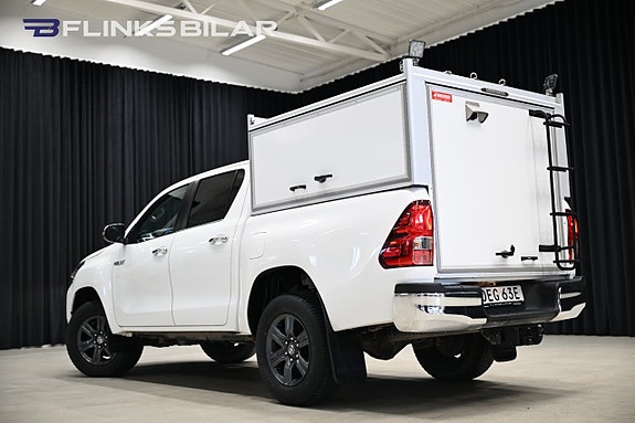 Toyota HiLux 6 of 26