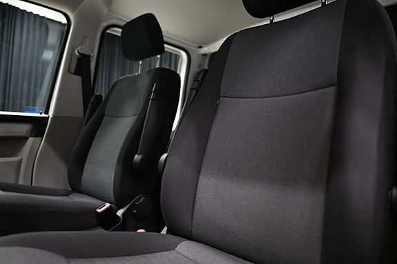 Volkswagen Transporter 19 of 26