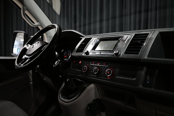 Volkswagen Transporter 25 of 26