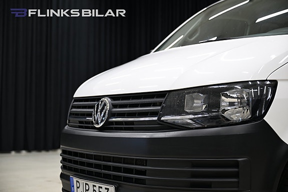Volkswagen Transporter 13 of 26