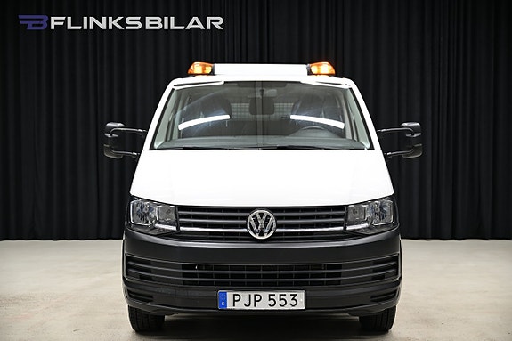 Volkswagen Transporter 12 of 26