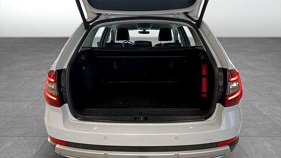 Skoda Octavia 13 of 22