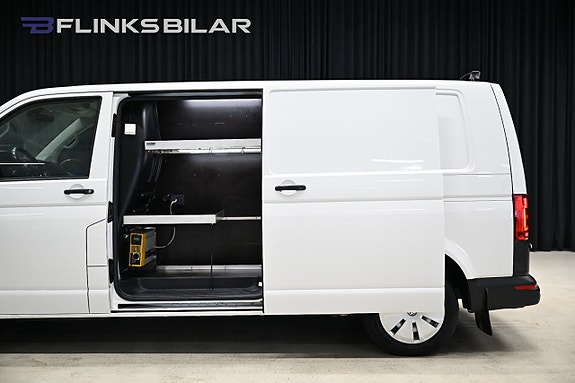 Volkswagen Transporter 8 of 30