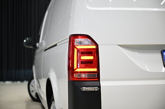 Volkswagen Transporter 18 of 30