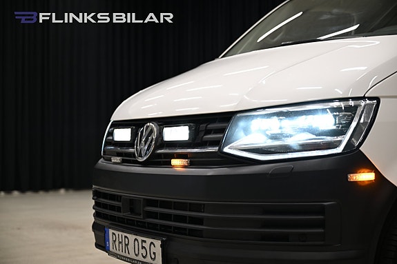 Volkswagen Transporter 2 of 30