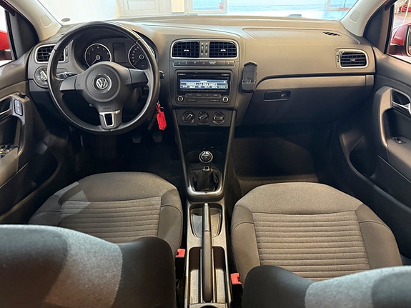 Volkswagen Polo 3 of 5