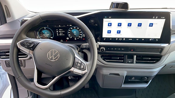 Volkswagen Transporter 11 of 15