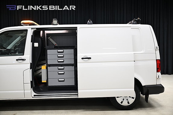 Volkswagen Transporter 11 of 30