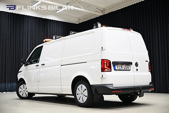 Volkswagen Transporter 12 of 30