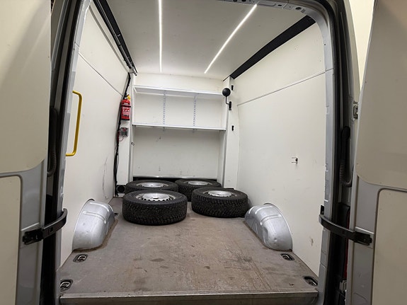 Volkswagen Crafter 35 21 of 21