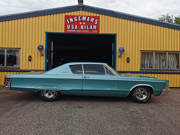 Ford Thunderbird 26 of 30