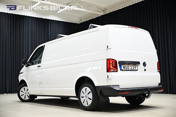Volkswagen Transporter 4 of 5
