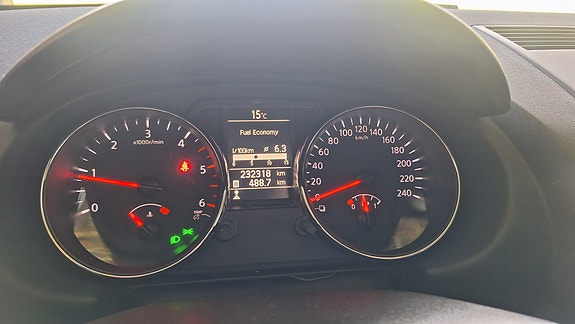 Nissan Qashqai+2 4 of 4