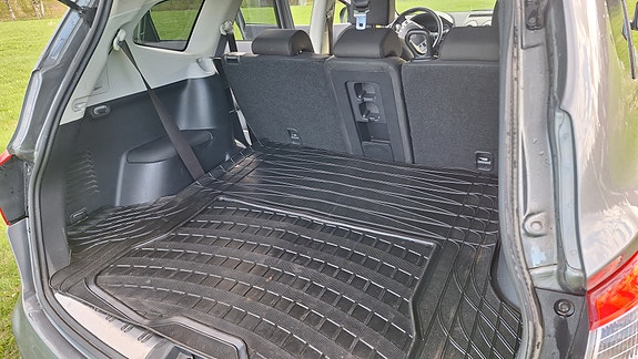 Nissan Qashqai+2 3 of 4
