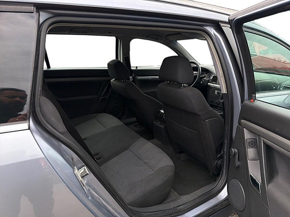 Opel Vectra 11 of 20