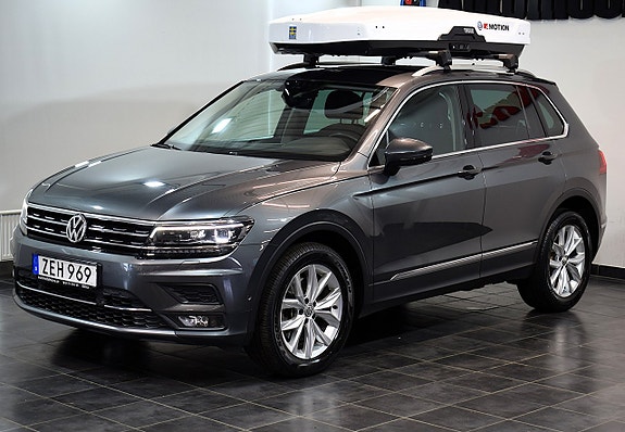 Volkswagen Tiguan 4 of 5
