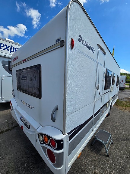 Dethleffs CAMPER 530 2 of 5