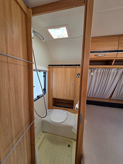 Dethleffs CAMPER 530 9 of 11