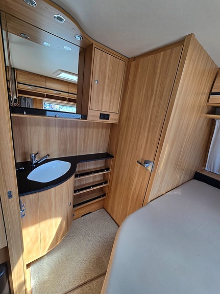 Dethleffs CAMPER 530 10 of 11