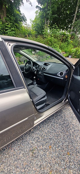 Renault Clio 4 of 5