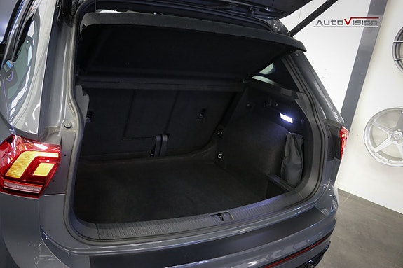 Volkswagen Tiguan 29 of 30