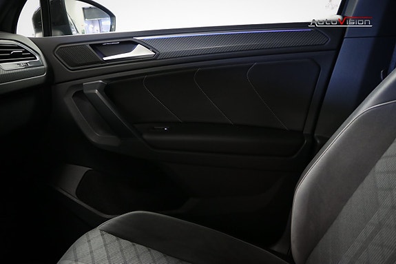 Volkswagen Tiguan 16 of 30