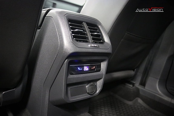 Volkswagen Tiguan 27 of 30