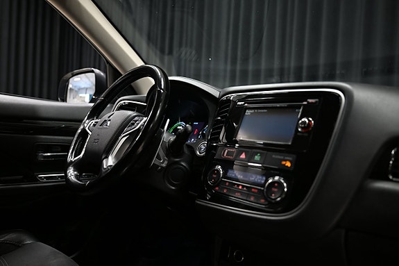 Mitsubishi Outlander 19 of 30