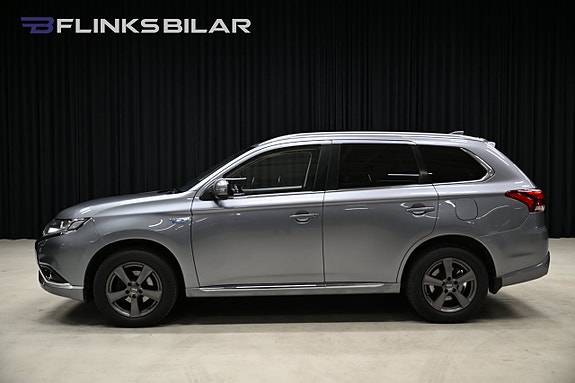 Mitsubishi Outlander 2 of 30