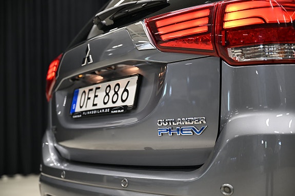 Mitsubishi Outlander 13 of 30
