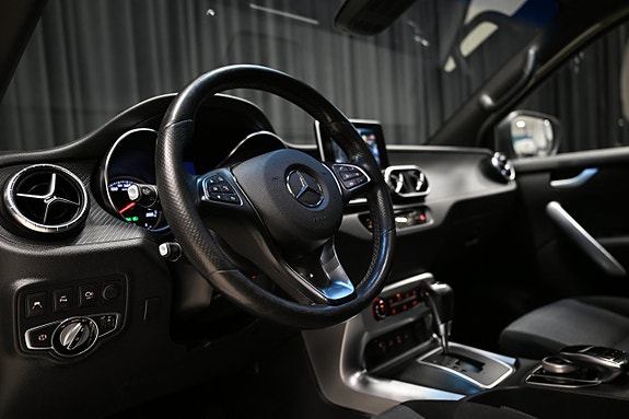 Mercedes-Benz X250 d 11 of 27