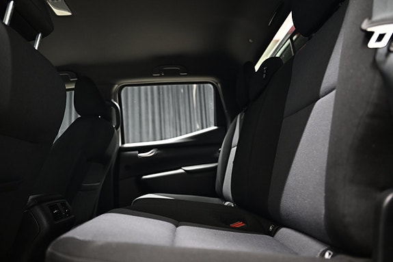 Mercedes-Benz X250 d 12 of 27