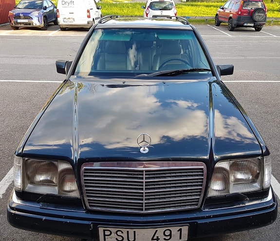 Mercedes-Benz 200 TE 4 of 5