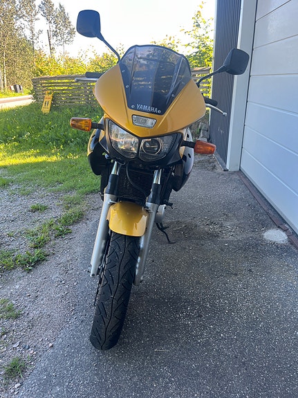 Yamaha TDM 850 5 of 5