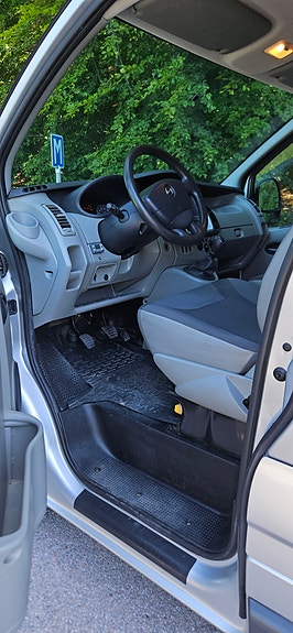 Opel Vivaro 4 of 5