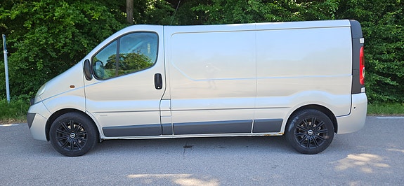 Opel Vivaro 3 of 5