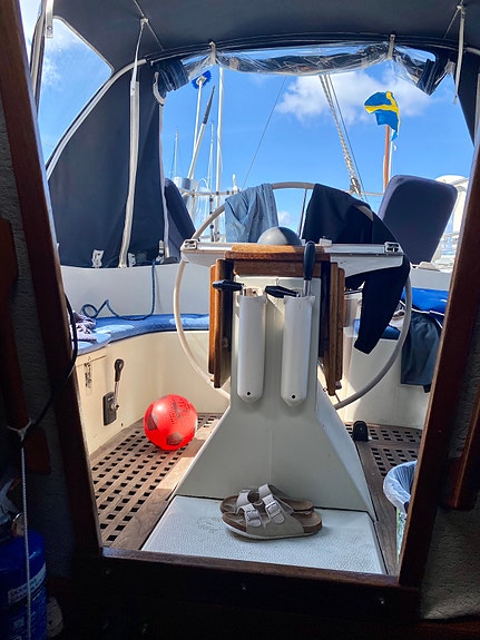 Maxi 95 nr 117 med bogpropeller 3 of 5