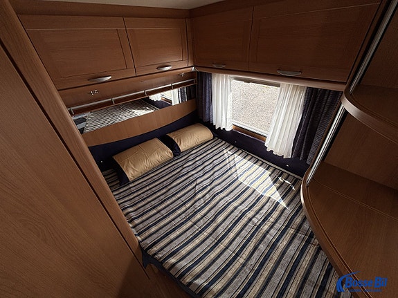 Knaus ROYALE 560 17 of 19