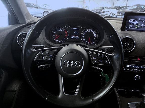 Audi A3 9 of 15