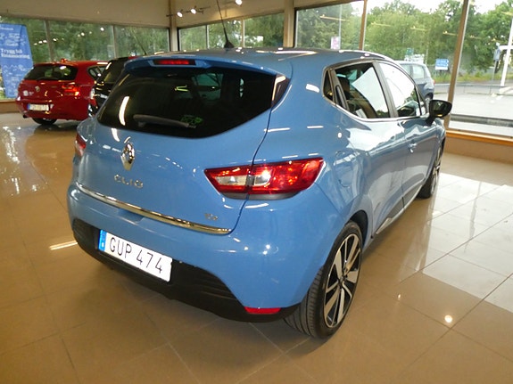 Renault Clio 2 of 5